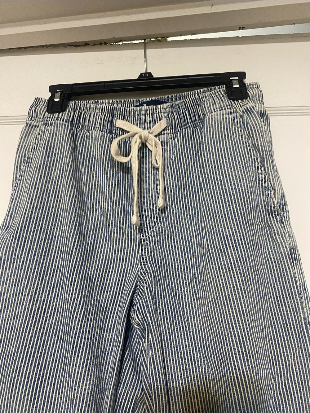 GAP PINSTRIPE DENIM - Picture 2 of 8